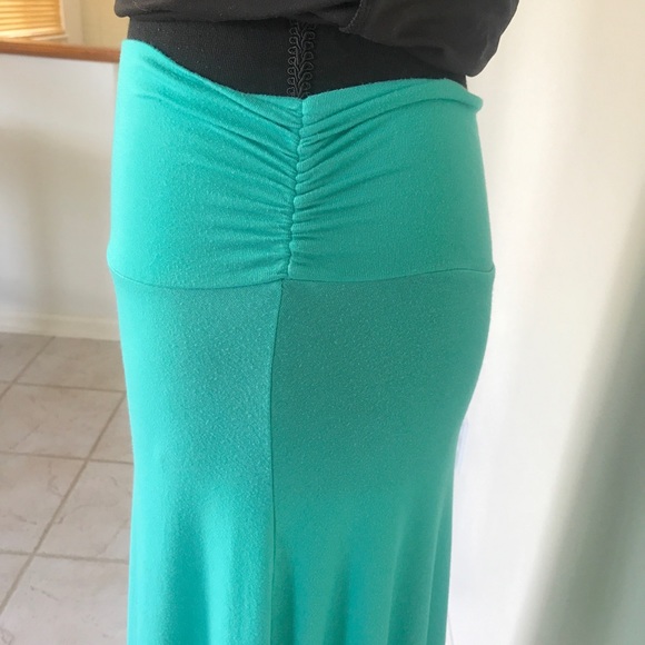 🌼3/$20🌼 Mono B Maxi Skirt - Picture 4 of 6